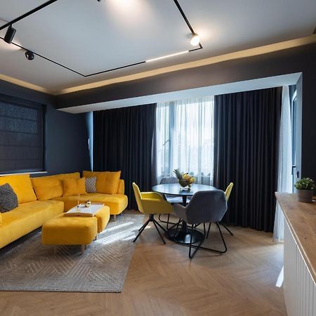 Topaz Beachfront Apartment Варна Екстер'єр фото