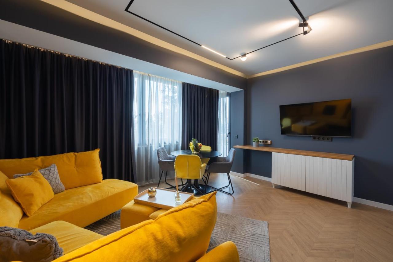 Topaz Beachfront Apartment Варна Екстер'єр фото